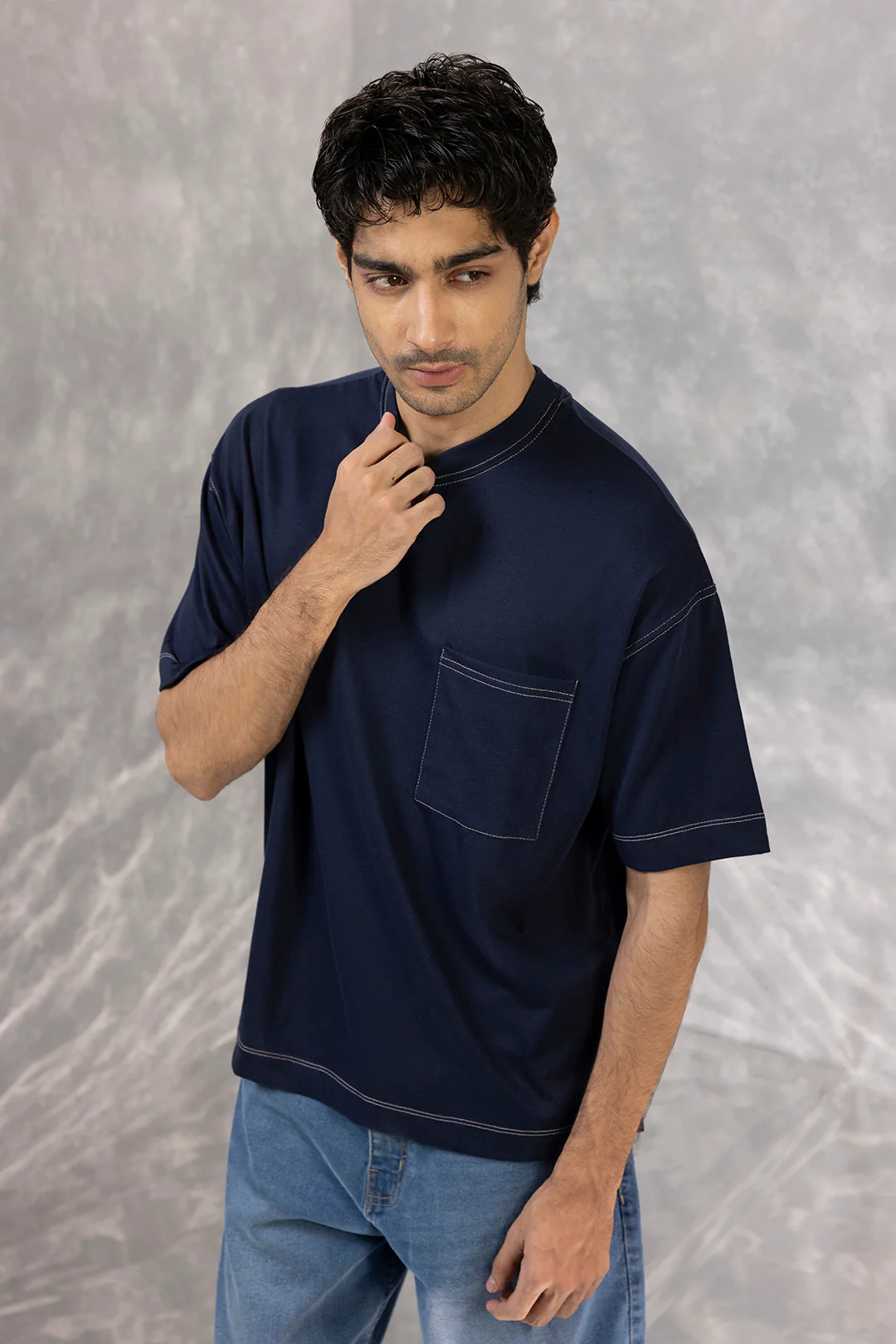 Basic Oversized Pocket T-Shirt - D087 - Image 7