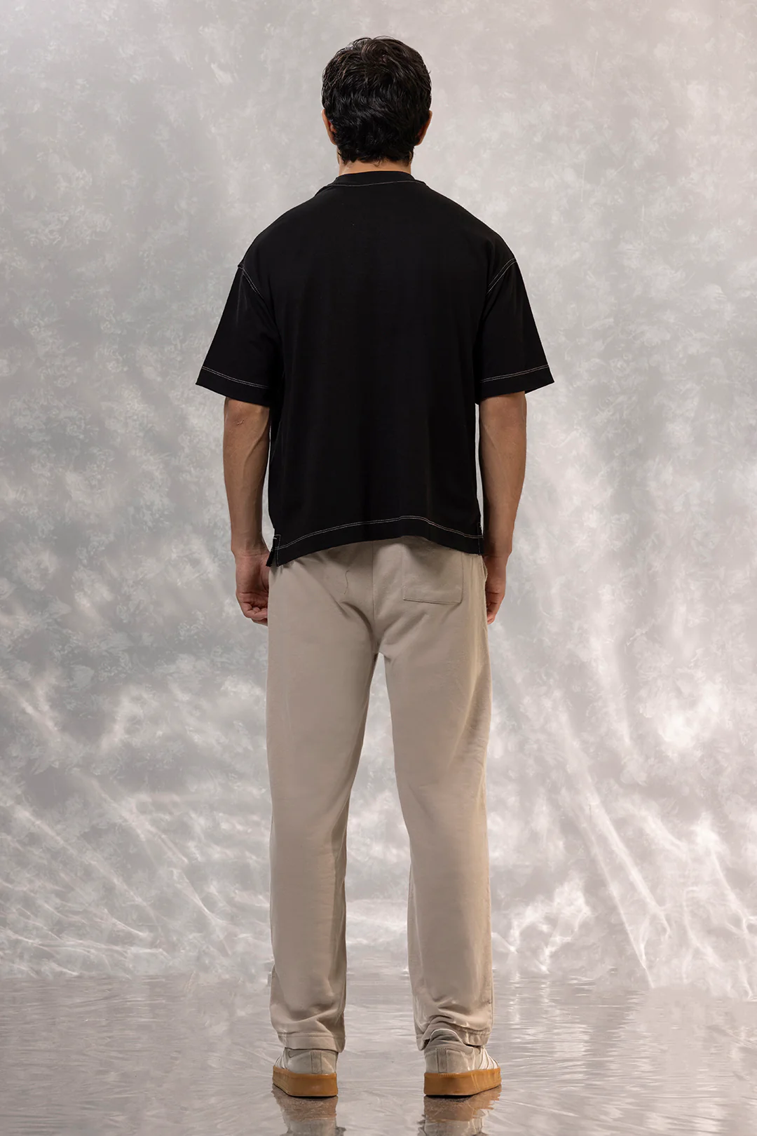 Basic Oversized Pocket T-Shirt - D095 - Image 6