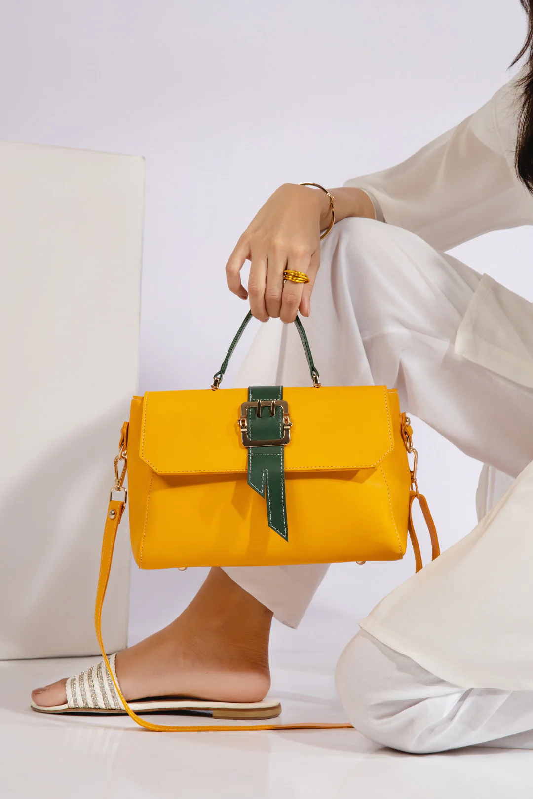 Cross-Body Bag - 0100 - Image 3