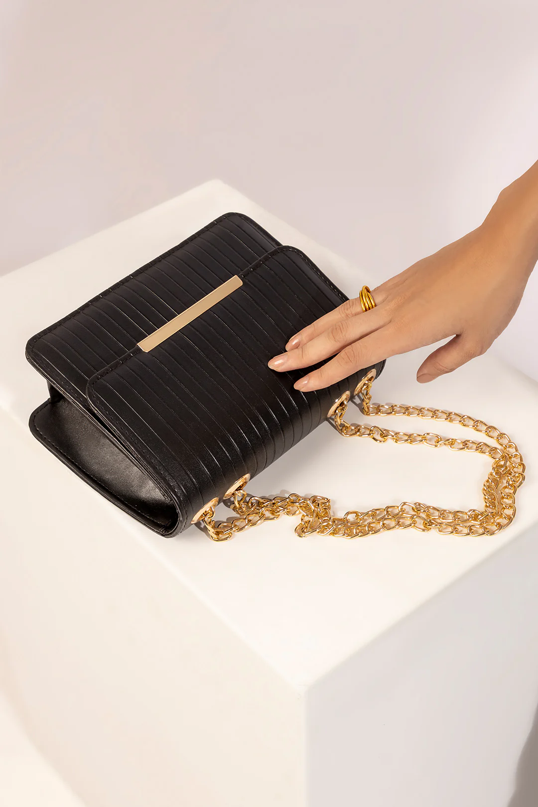 Cross-Body Bag - 0124 - Image 3
