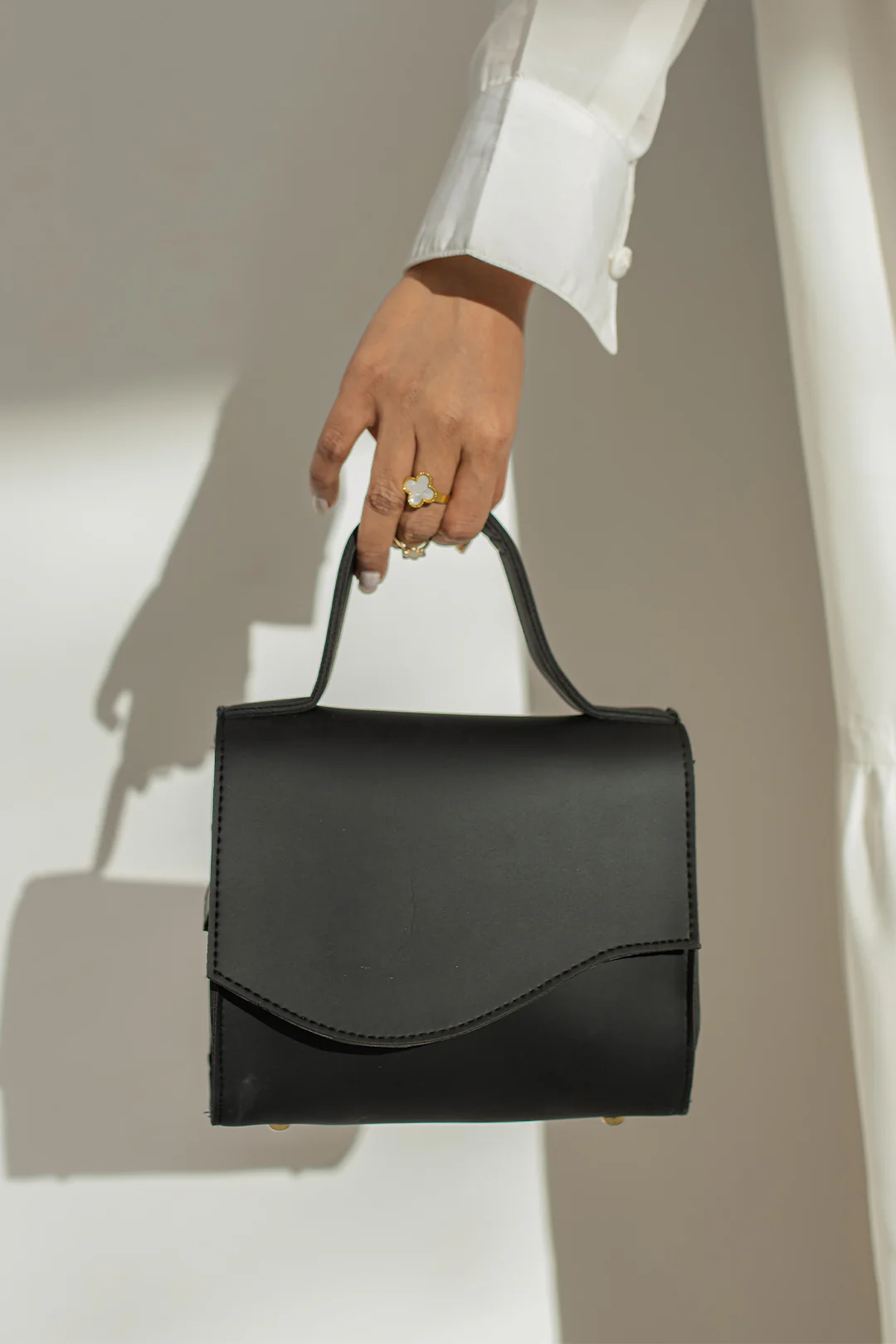 Cross-Body Bag - E247 - Image 6