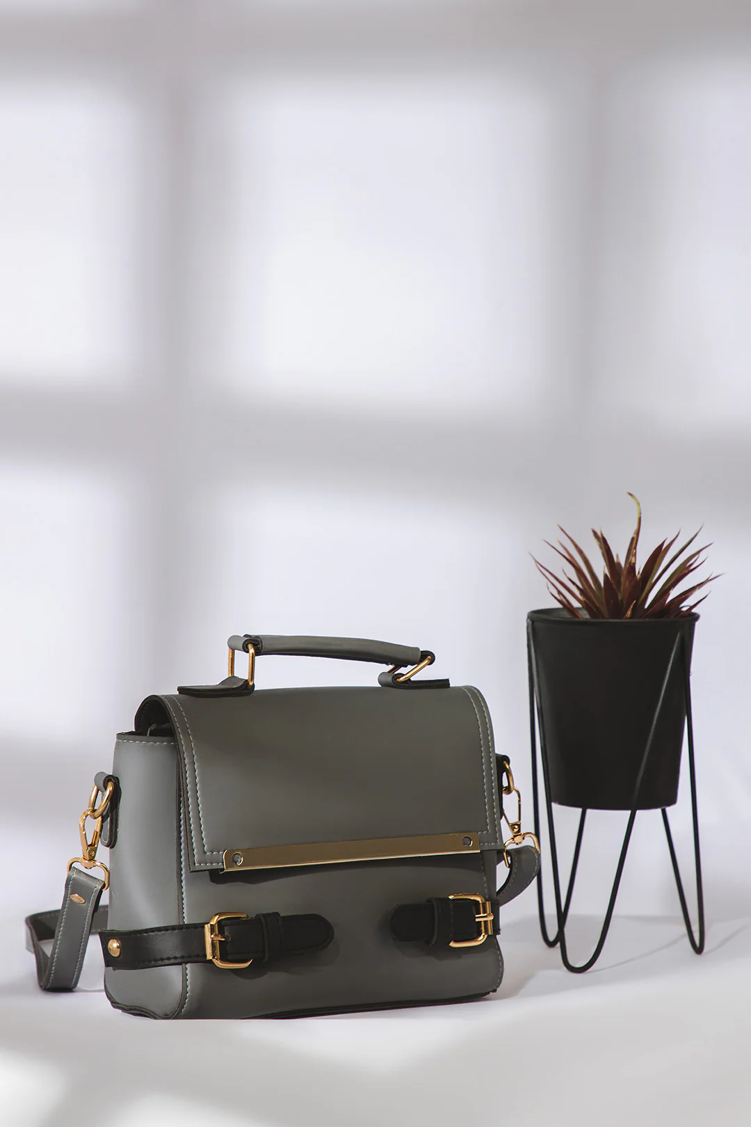 Cross-Body Bags - E097 - Image 10