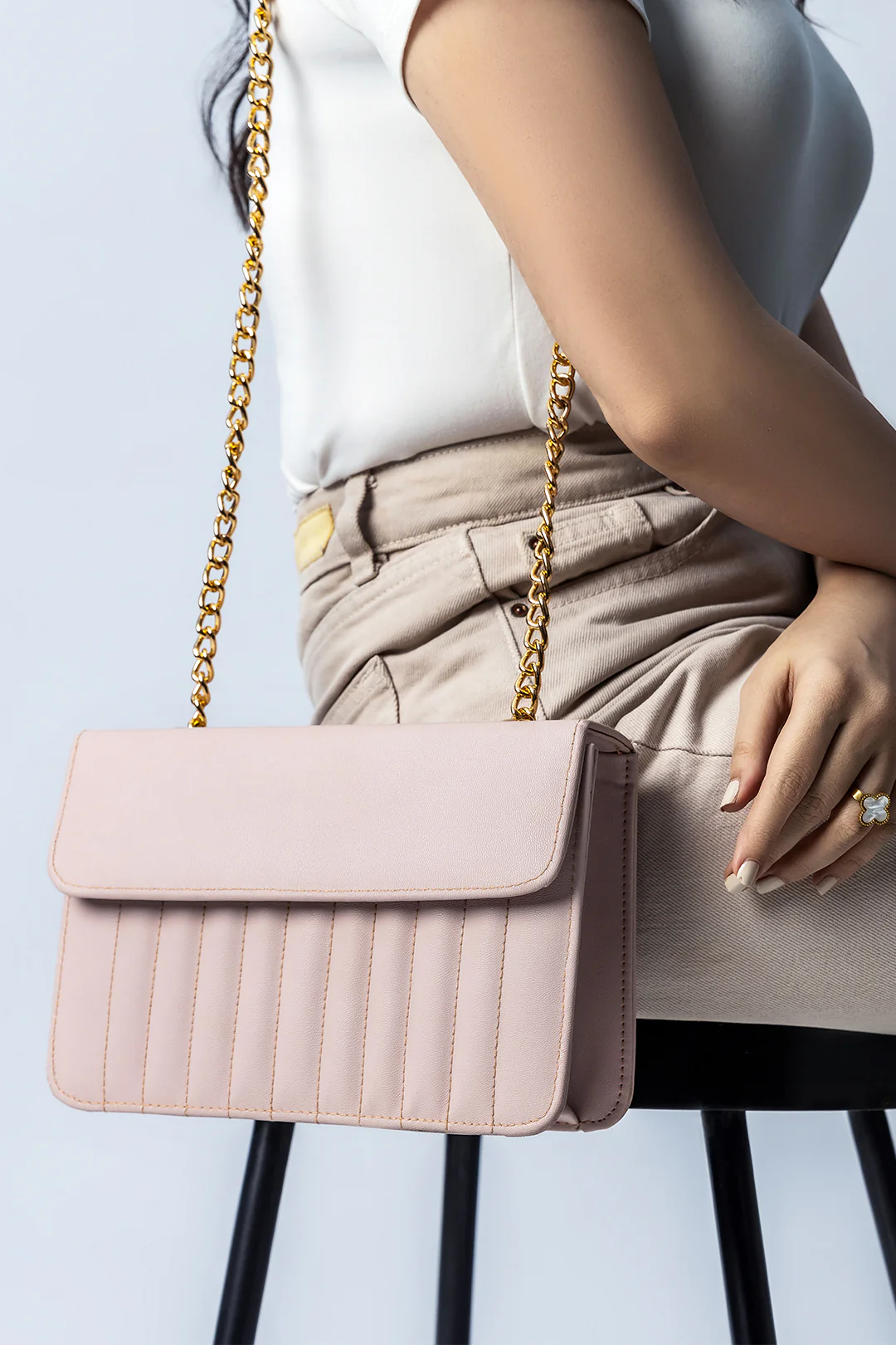 Cross-Body Bags - E157 - Image 3