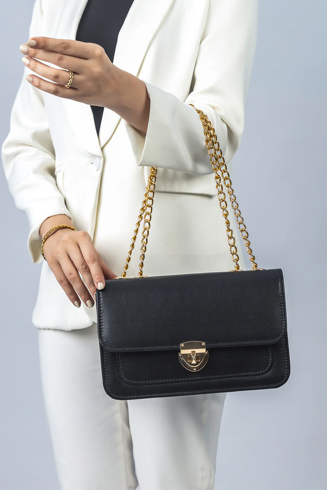 Cross-Body Bags - E161 - Image 7