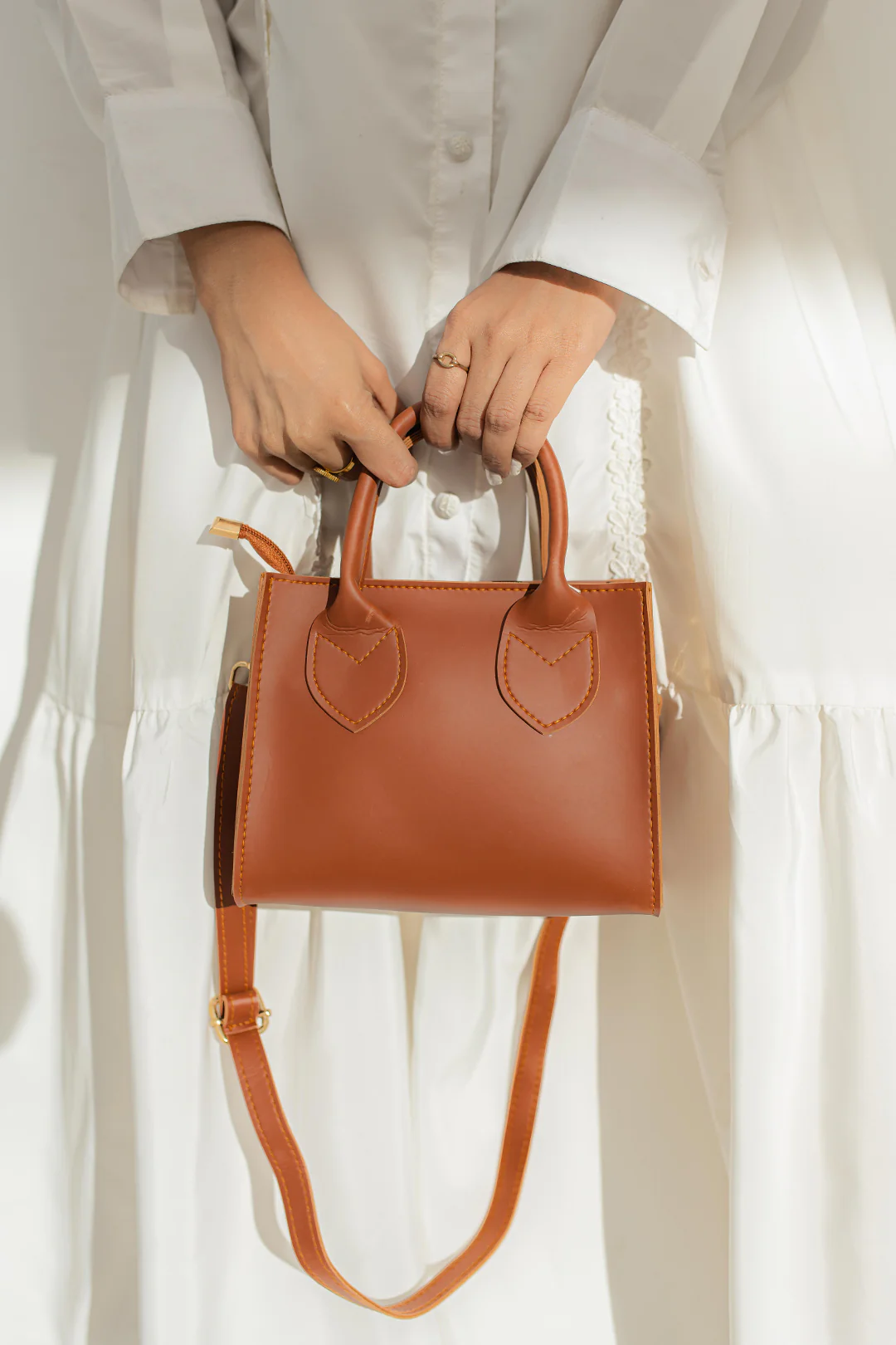 Cross-Body Bags - E232 - Image 7