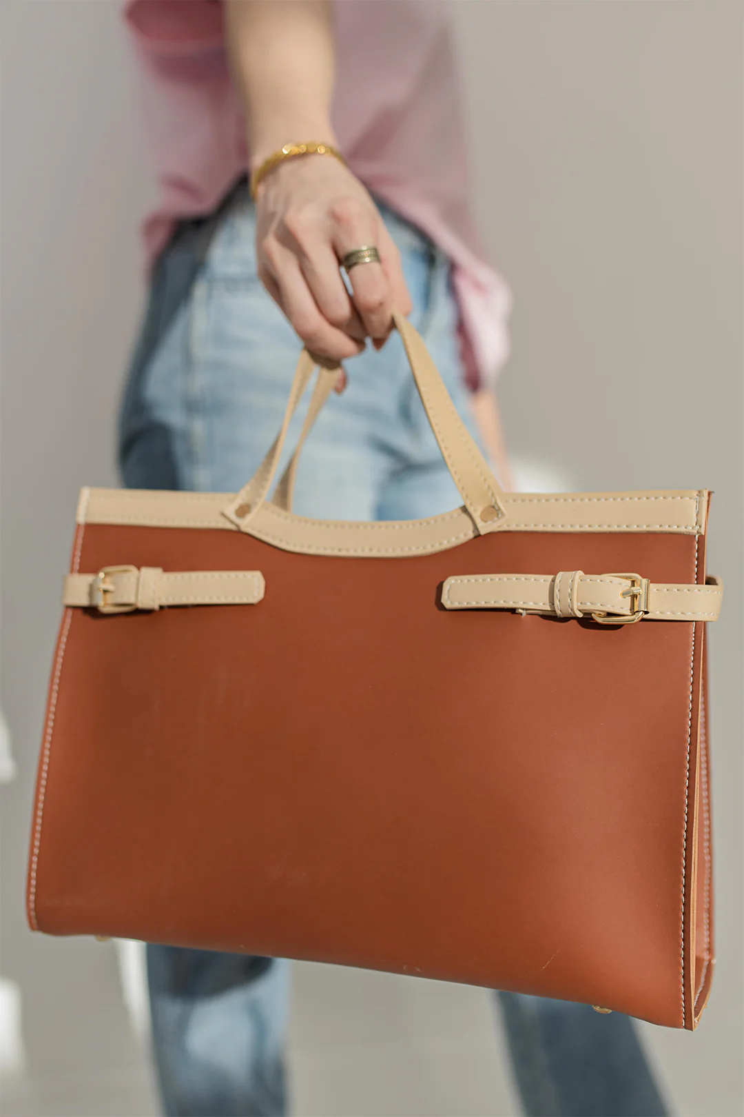 Cross-Body Bags - E250 - Image 15
