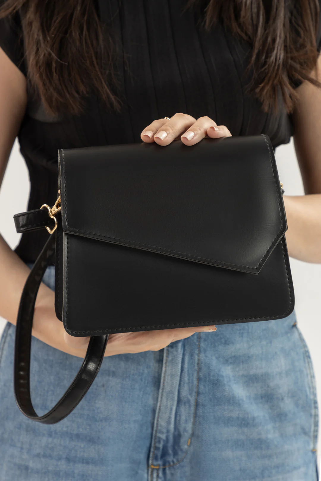 Cross-Body Bags - E258 - Image 4