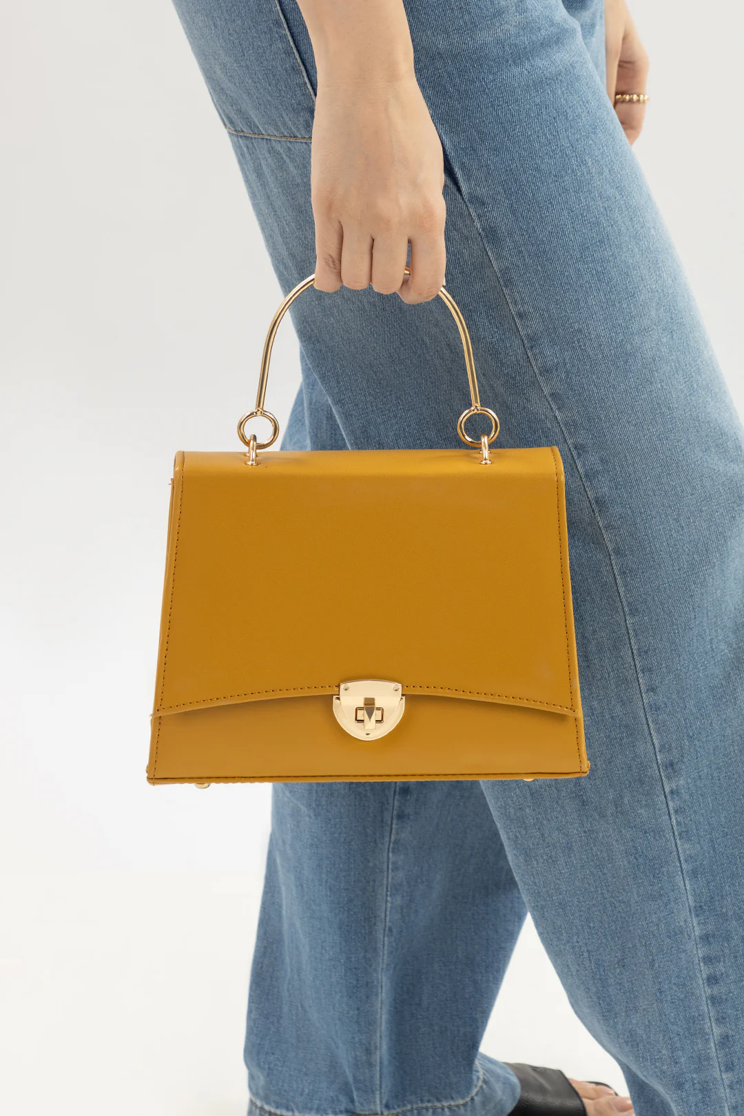Cross-Body Bags - E260 - Image 28