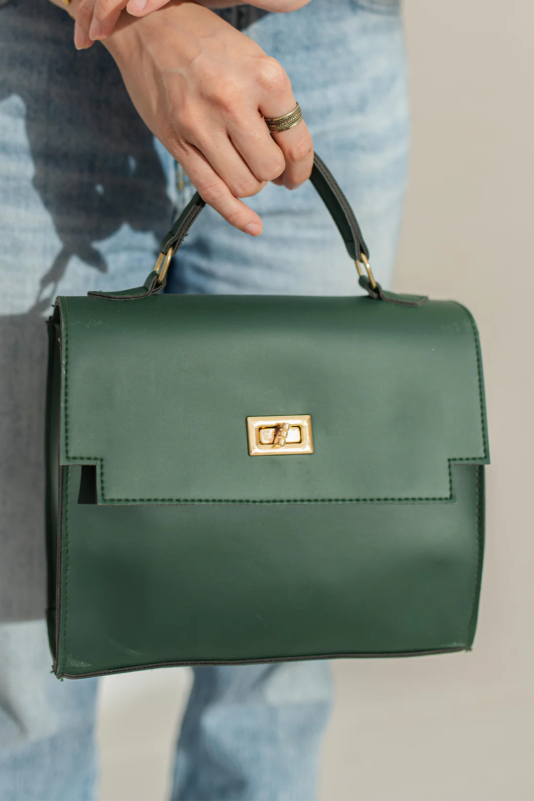 Cross-Body Bags - E220 - Image 2