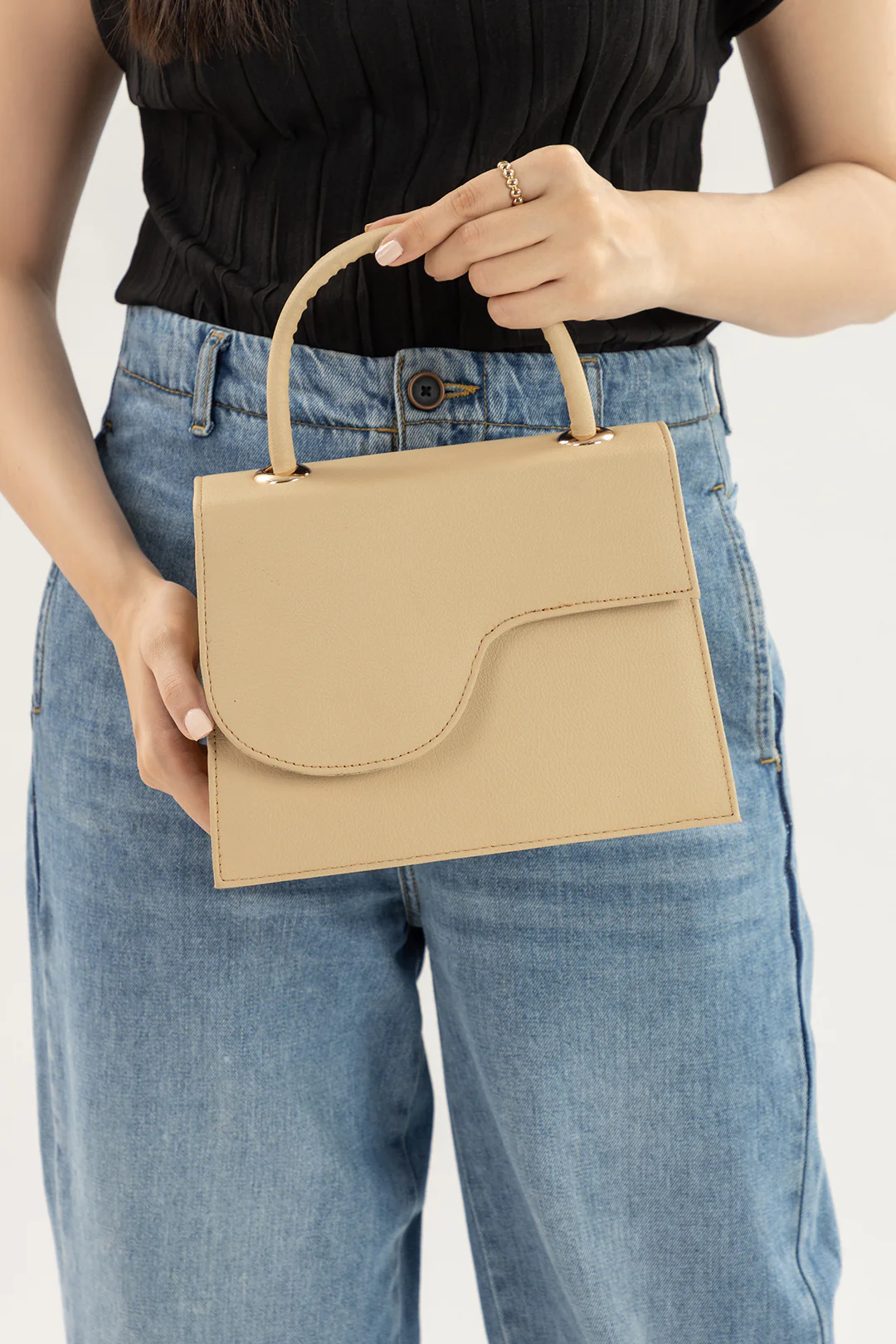 Cross-Body Bags - E278 - Image 3