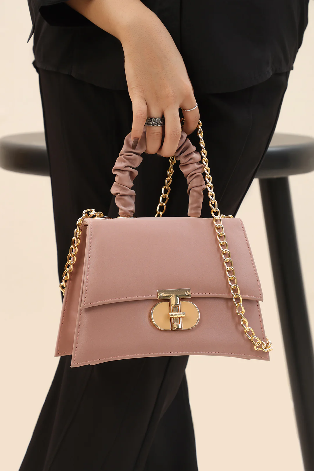 Cross-Body Bags - E287 - Image 4