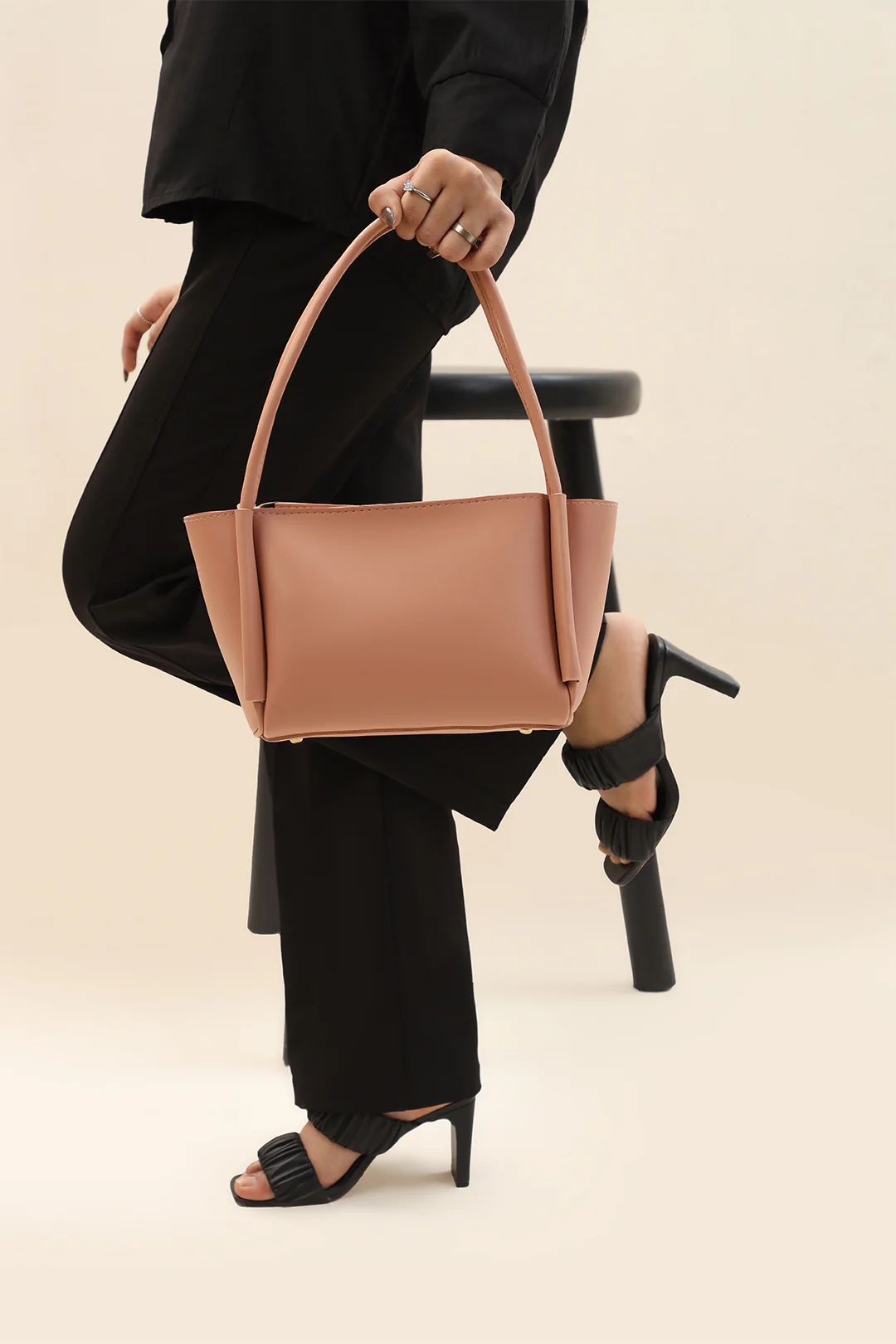 Cross-Body Bags - E289 - Image 10
