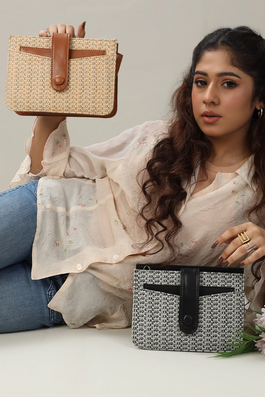 Cross-Body Bags - E305 - Image 2