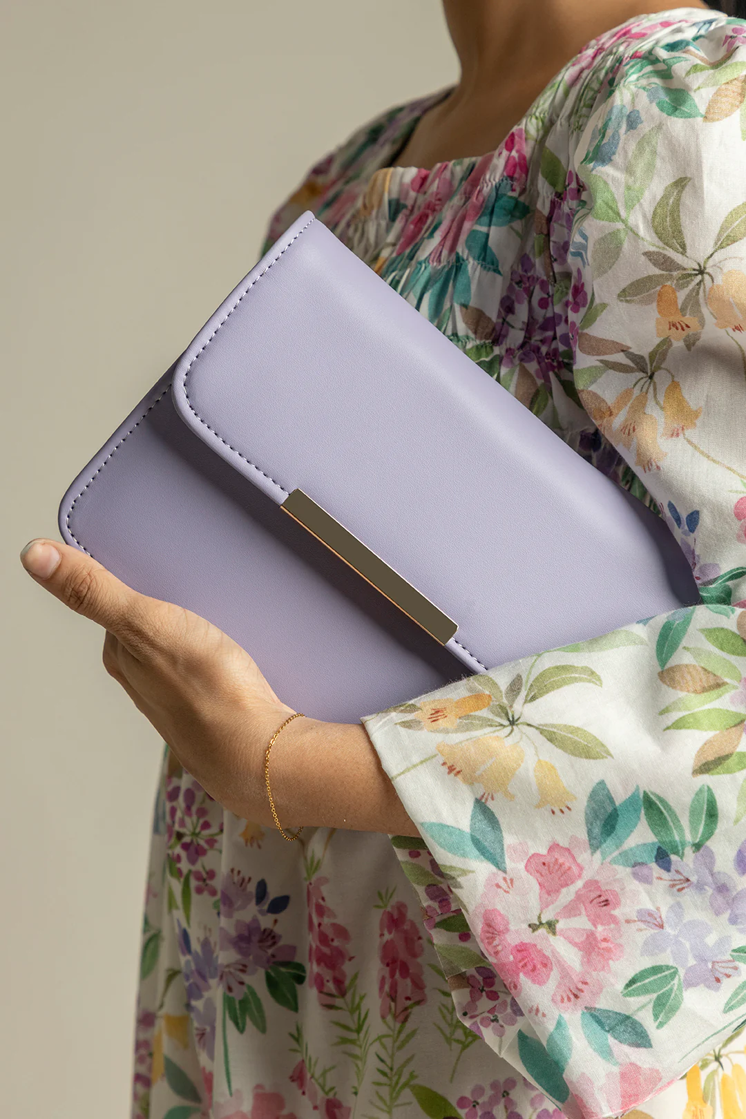 Cross-Body Bags - E367 - Image 7