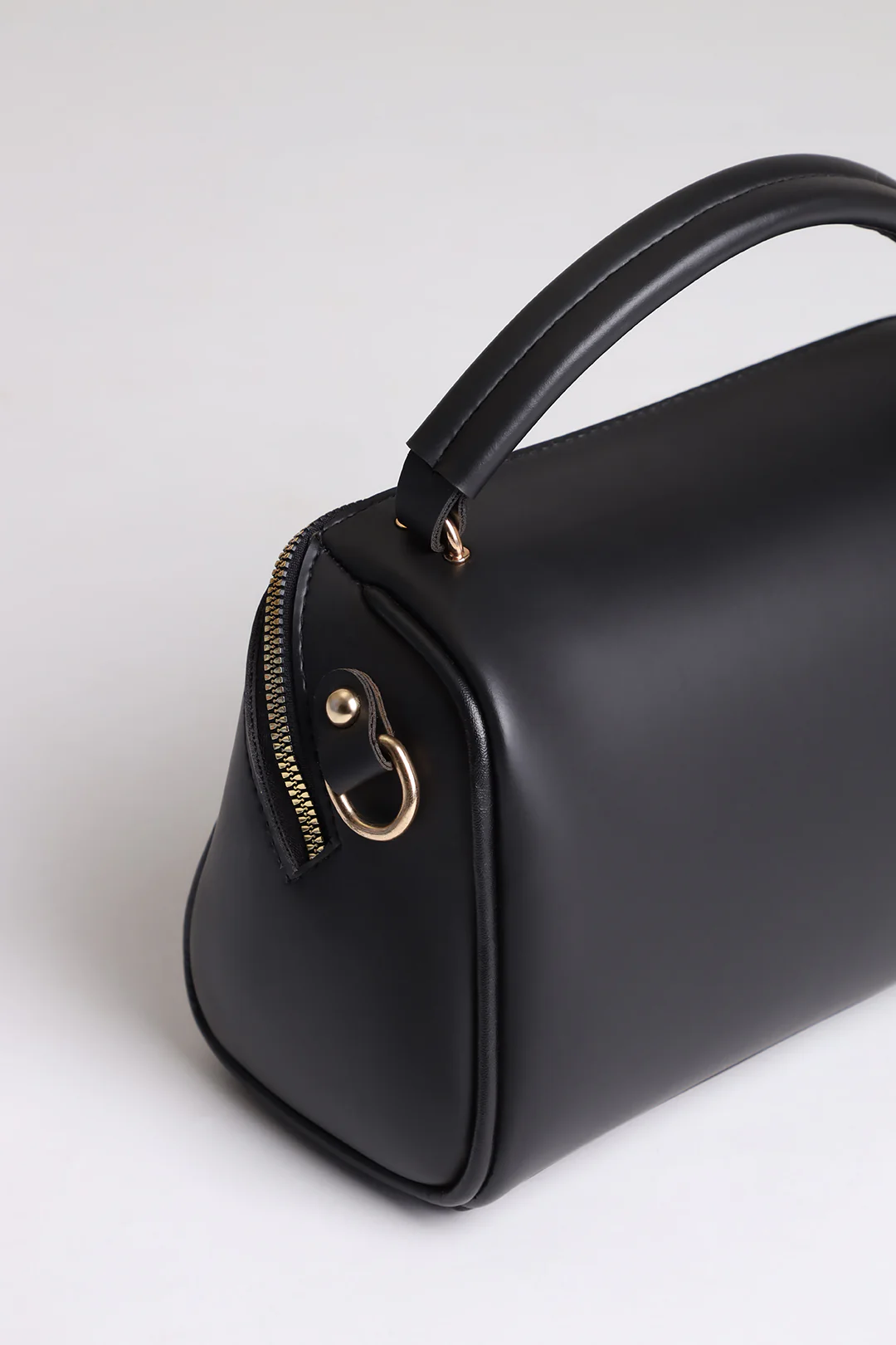 Cross-Body Bags - E378 - Image 6