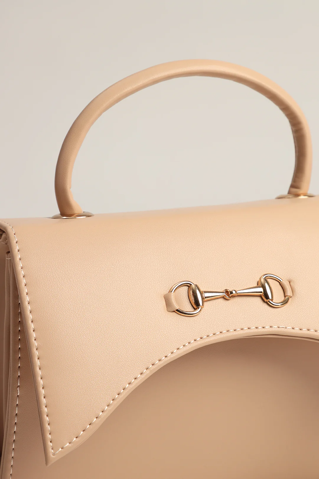 Cross-Body Bags - E382 - Image 12