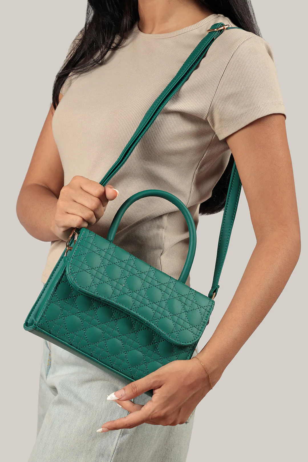 Cross-Body Bags - E385 - Image 10