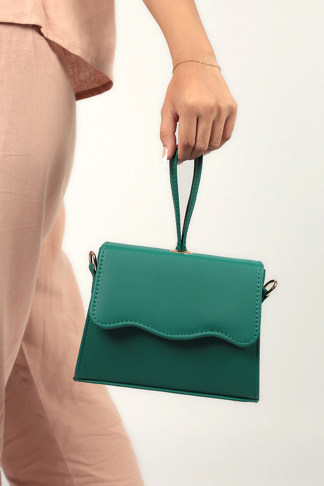 Cross-Body Bags - E386 - Image 7