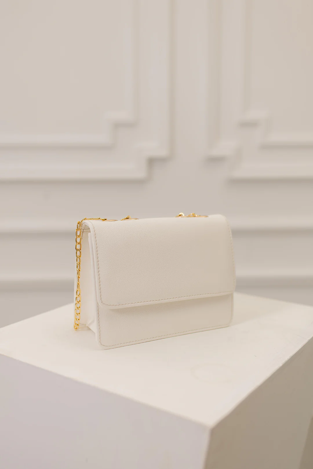 Cross-Body Bags - E406 - Image 11