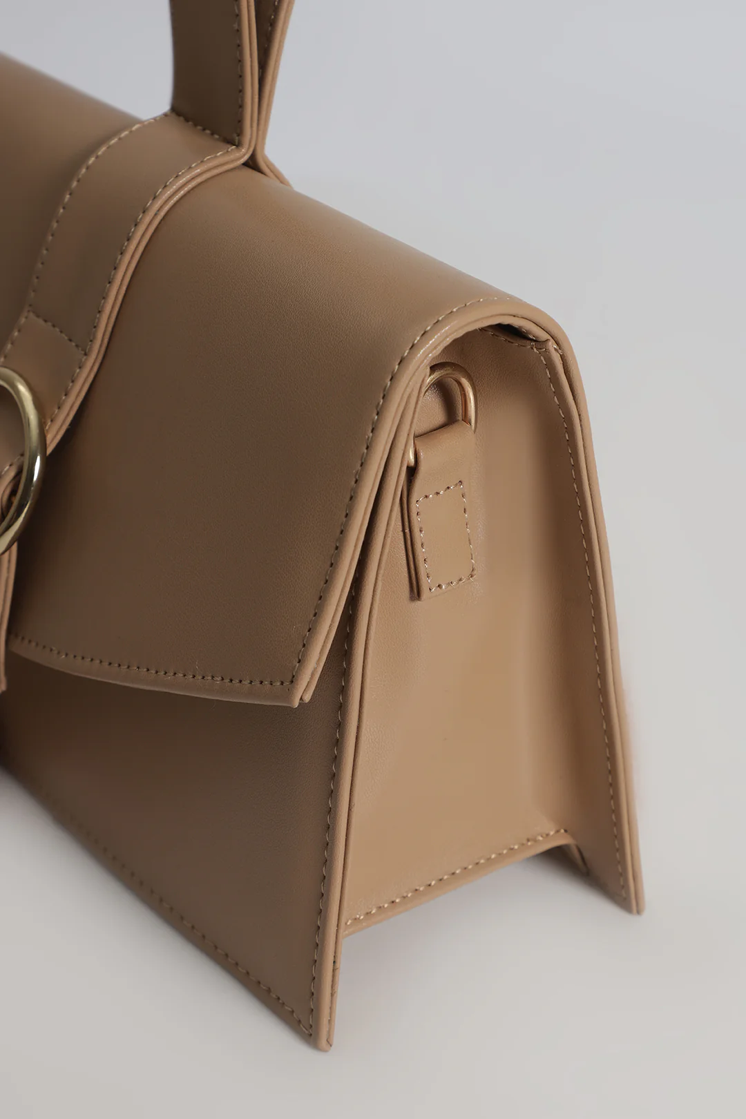 Cross-Body Bags - E561 - Image 9