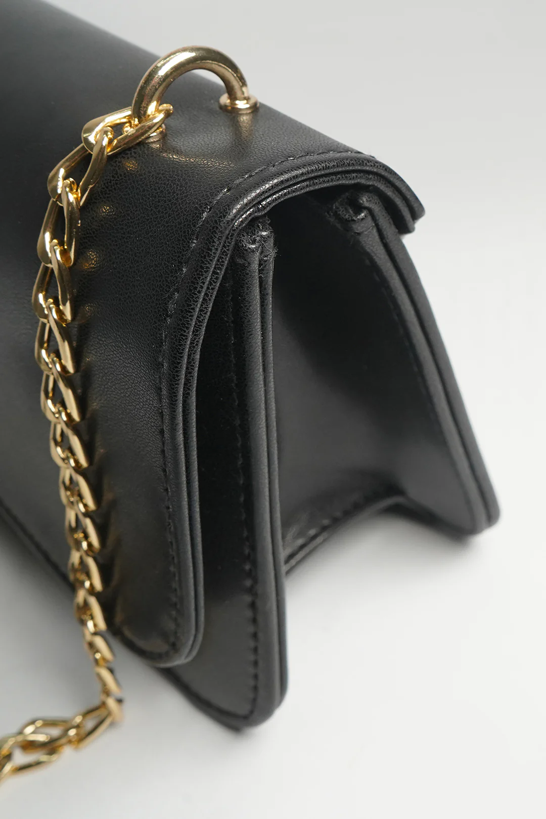 Cross-Body Bags - E569 - Image 3