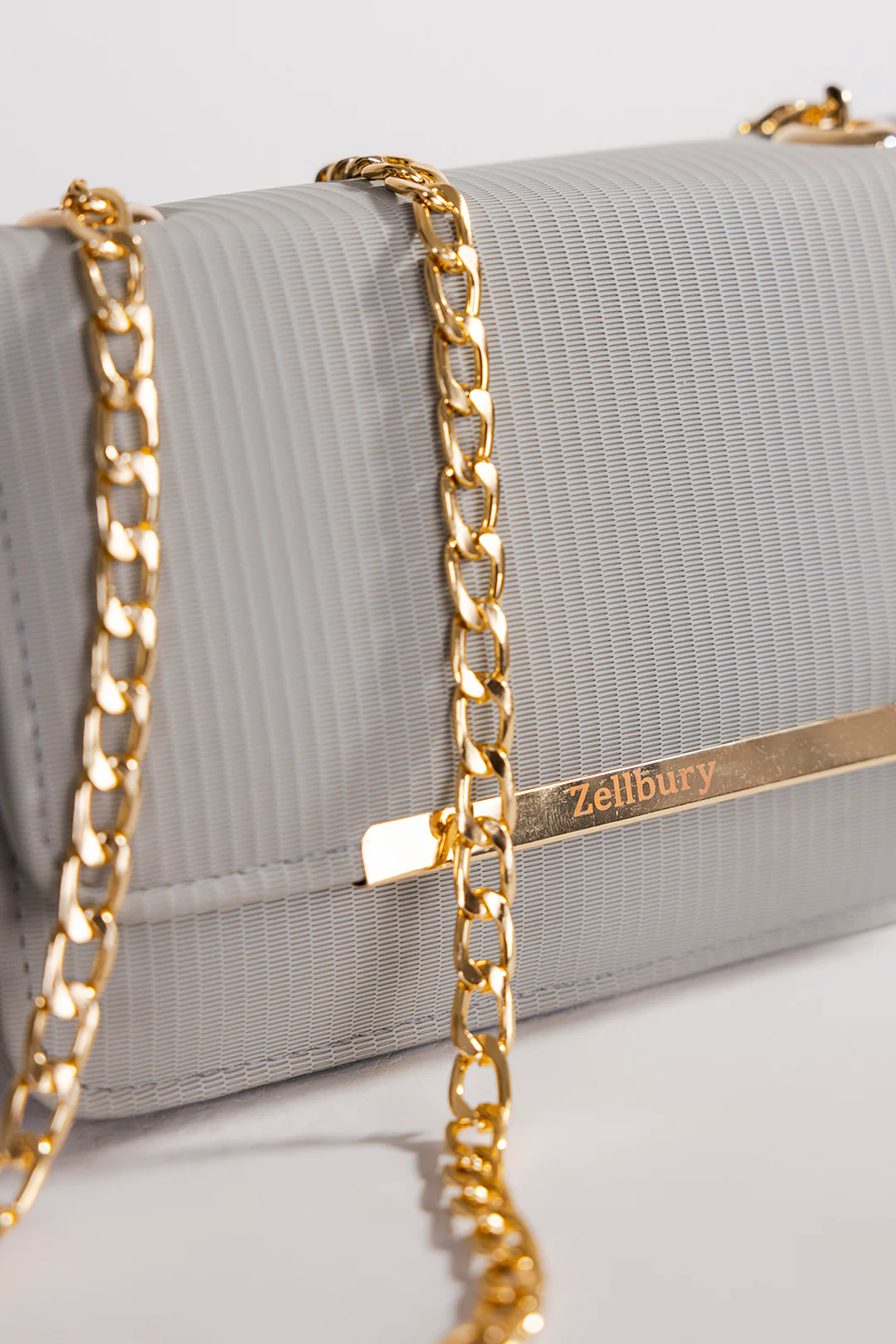 Cross-Body Bags - E591 - Image 10