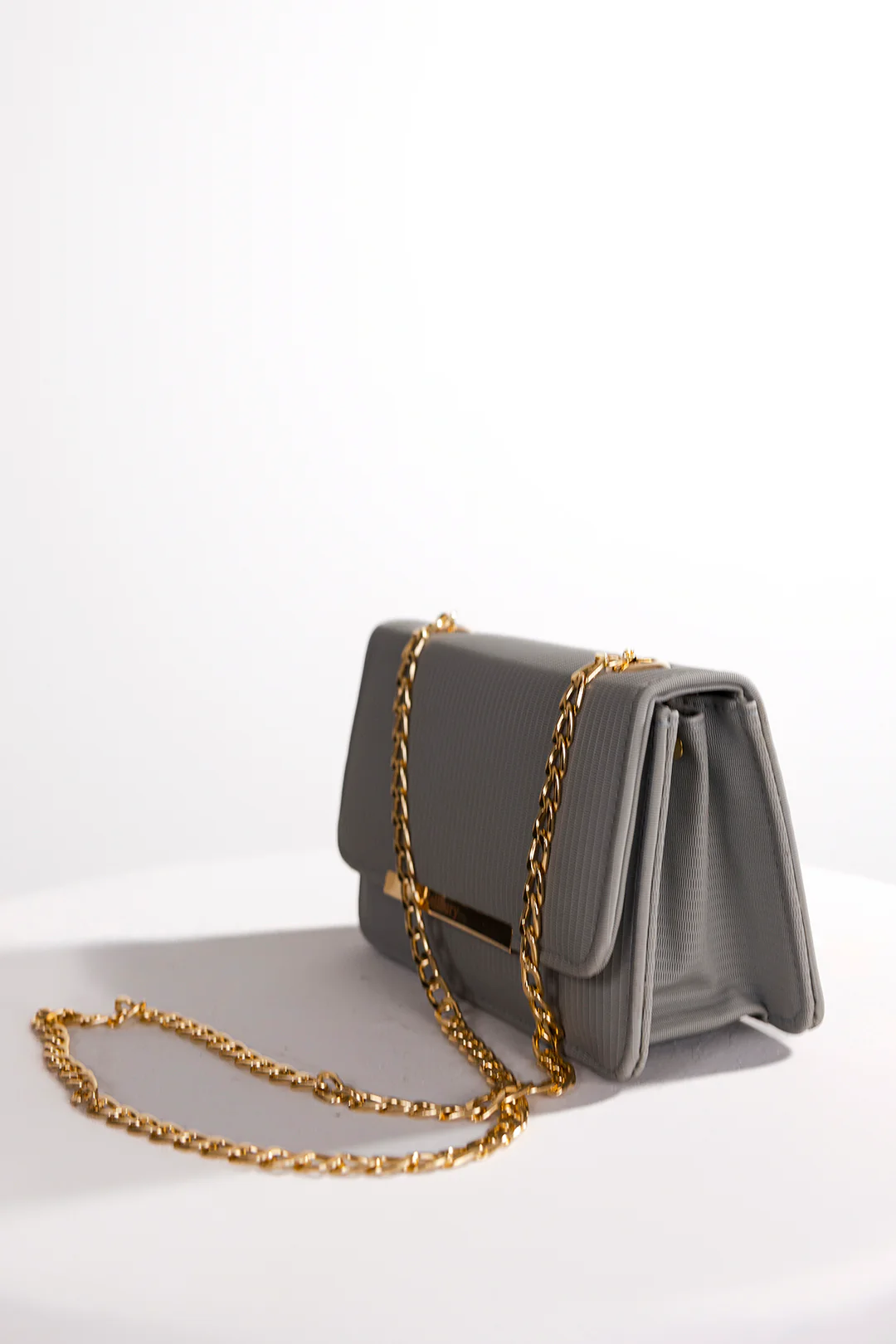 Cross-Body Bags - E591 - Image 12