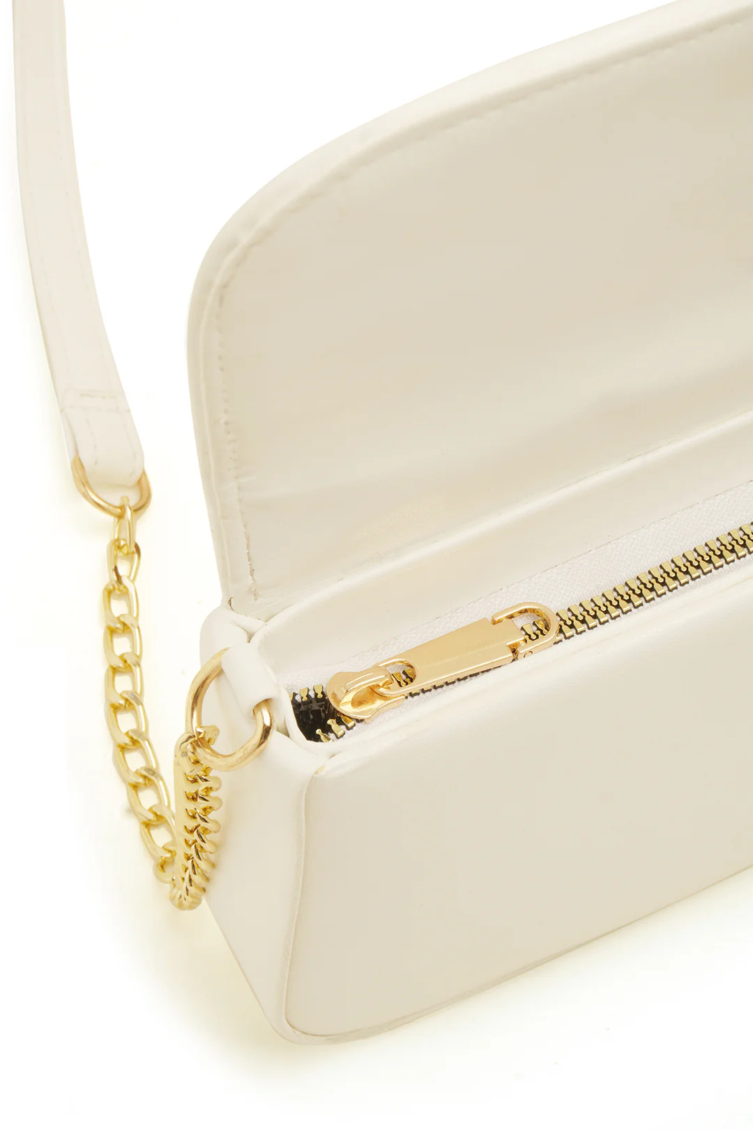 Cross-Body Bags - E670 - Image 11