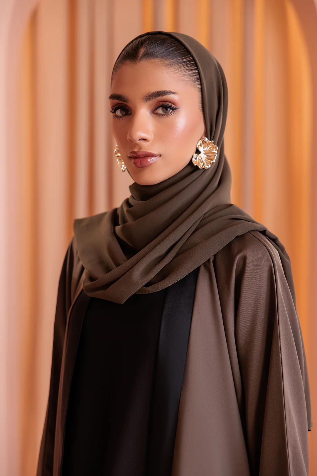 Double Upper Abaya with Contrast Inner - 5005 - Image 10
