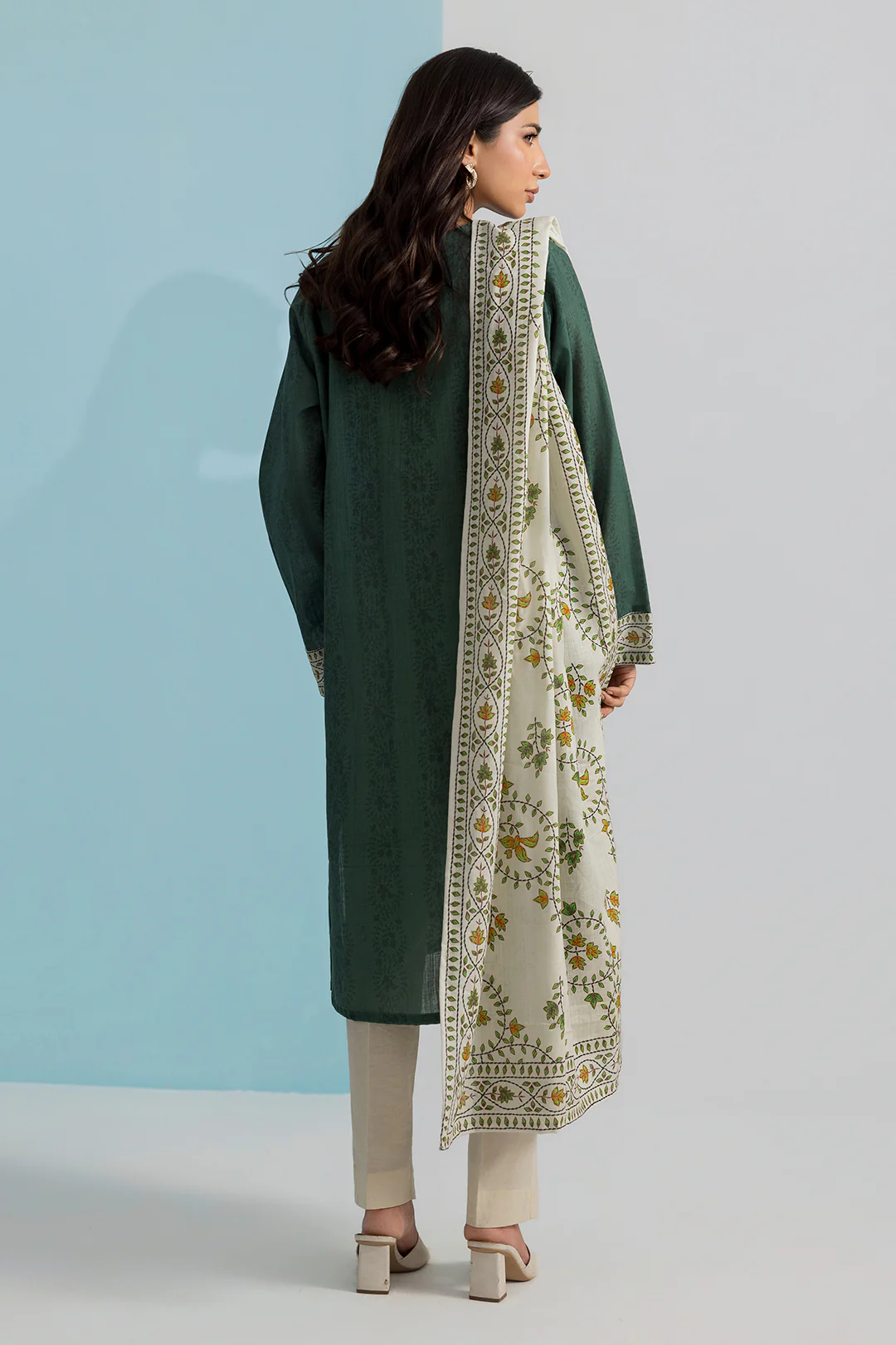 Embroidered Kurta Dupatta Trouser - 2887 - Image 7