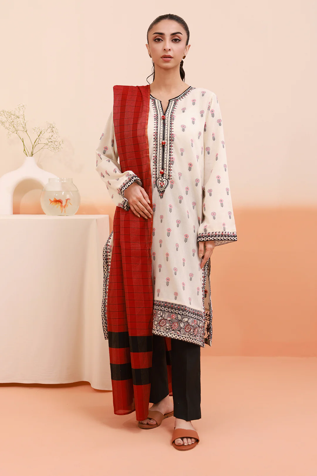 Embroidered Kurta Dupatta - 3348 - Image 3