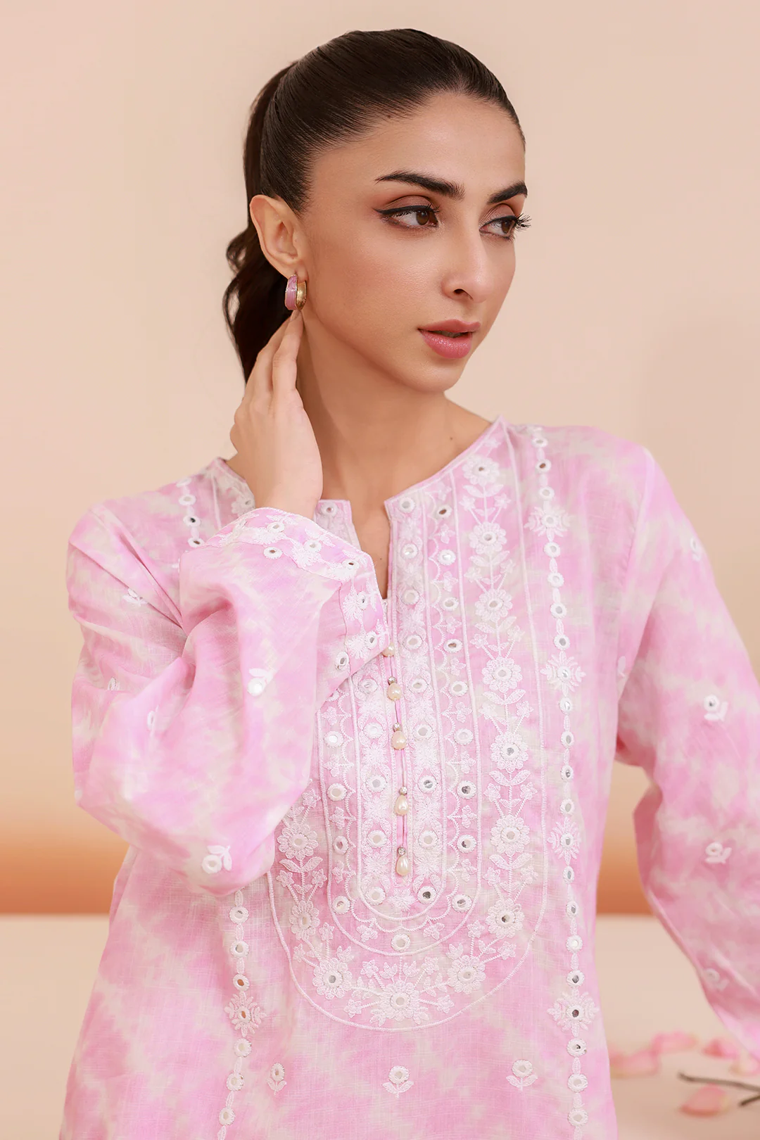 Embroidered Kurta Trouser - 3315 - Image 3