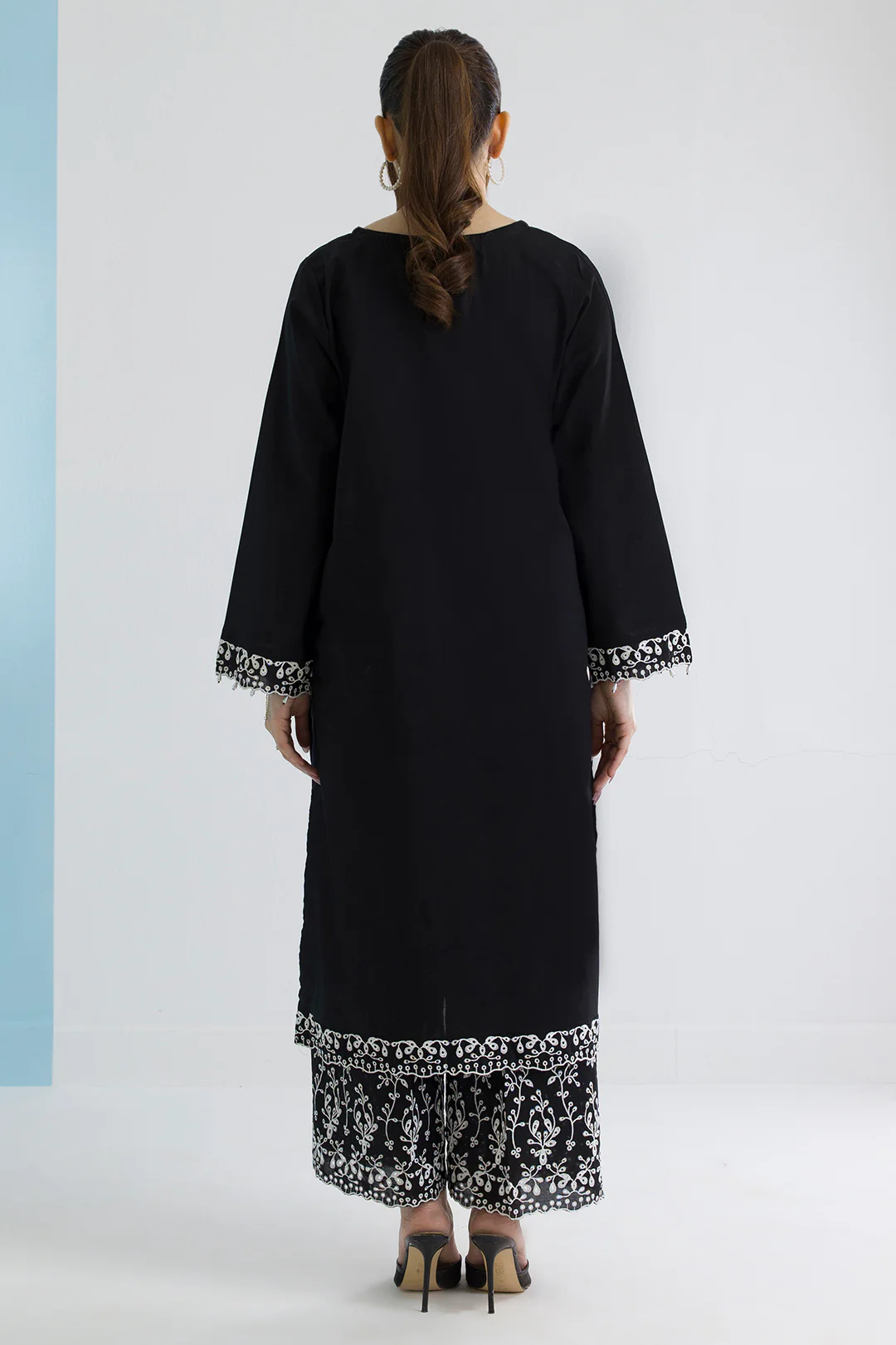 Embroidered Kurta Trouser - 2598 - Image 10