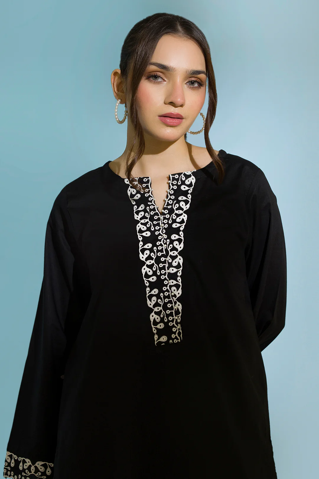 Embroidered Kurta Trouser - 2598 - Image 2