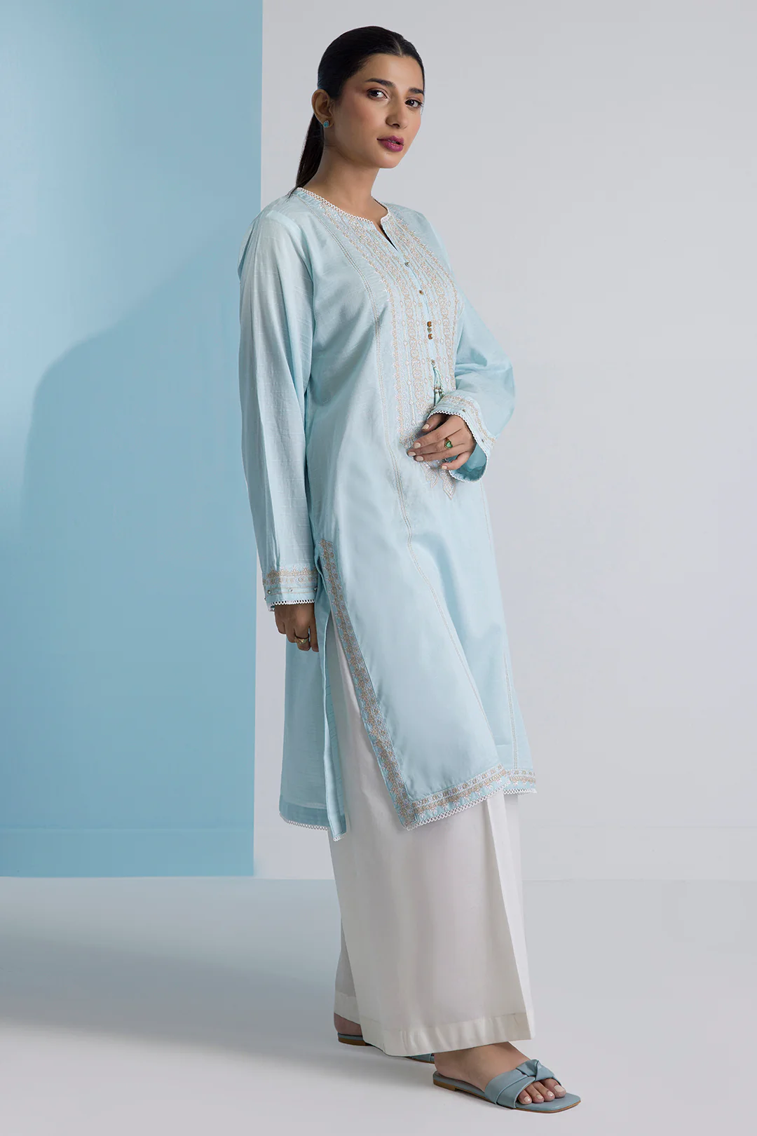Embroidered Kurta Trouser - 2540 - Image 3