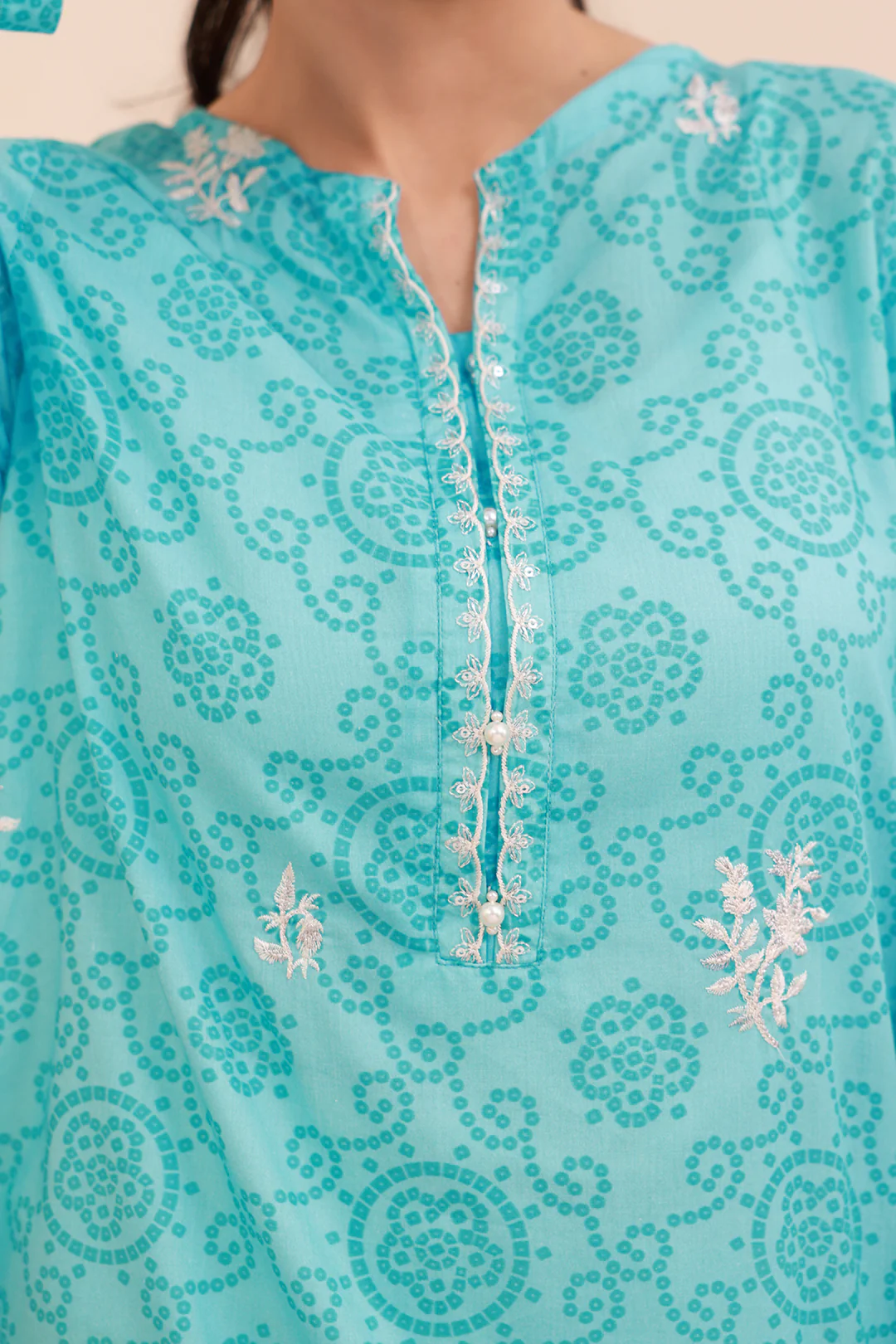 Embroidered Kurta - 2038 - Image 5