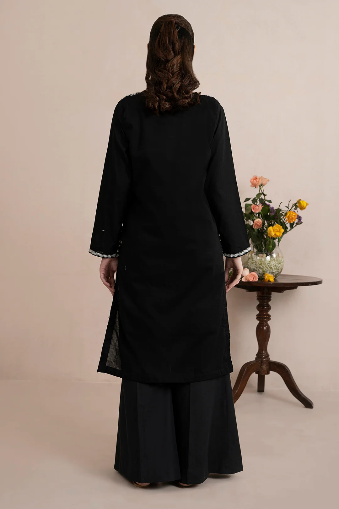 Embroidered Kurta - 2501 - Image 7