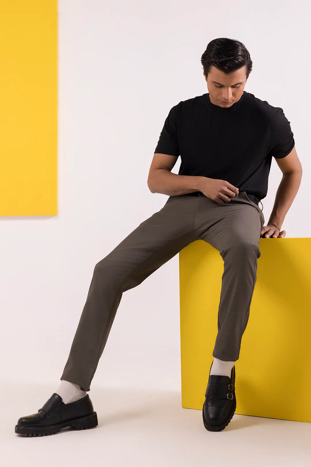 Essential Chino - E003 - Image 3