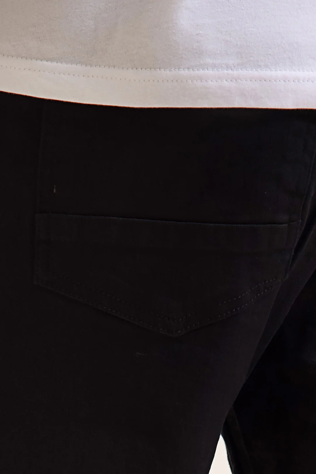 Essential Denim - 1059 - Image 4