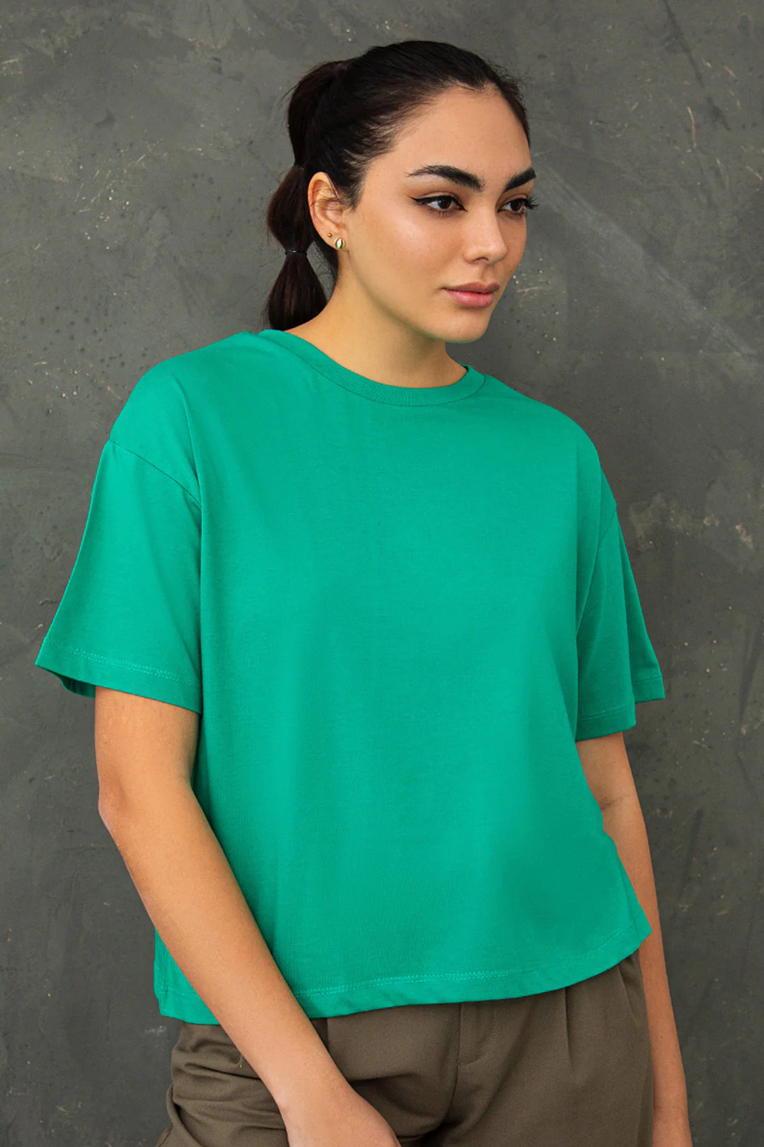 Essential T-shirt - B23 - Image 11