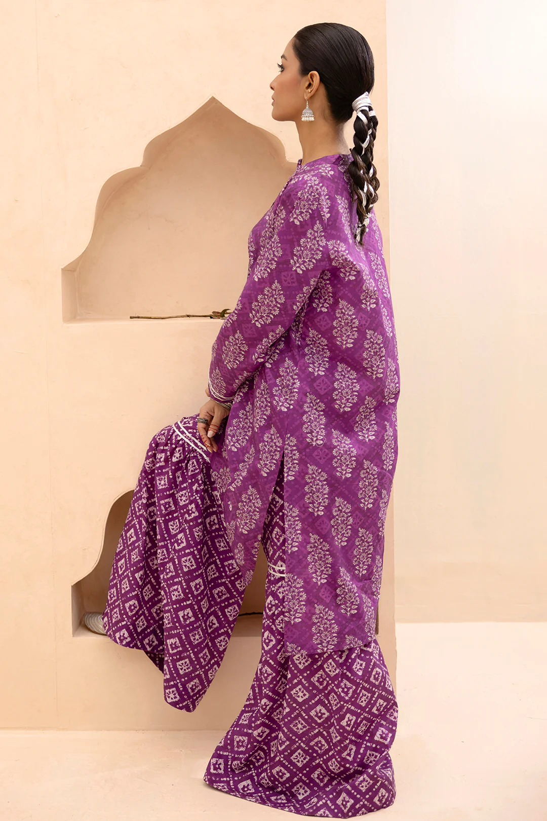 Gharara Suit - 1681 - Image 9
