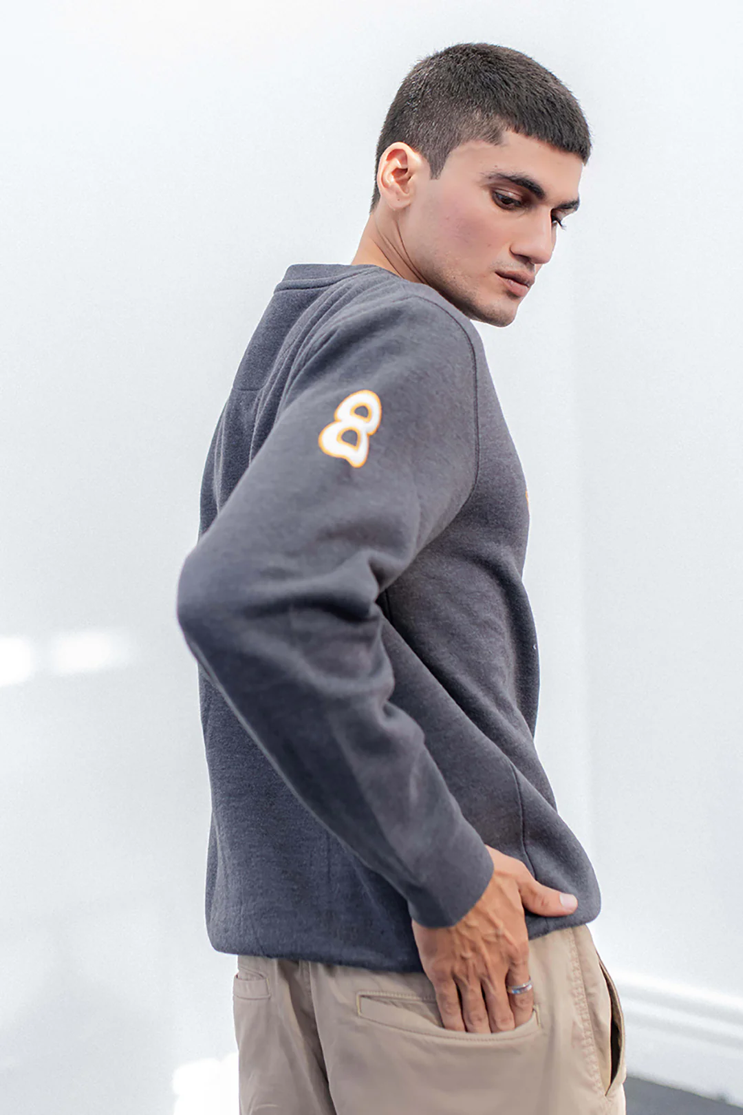 Graphic Sweat Shirt - 0003 - Image 2