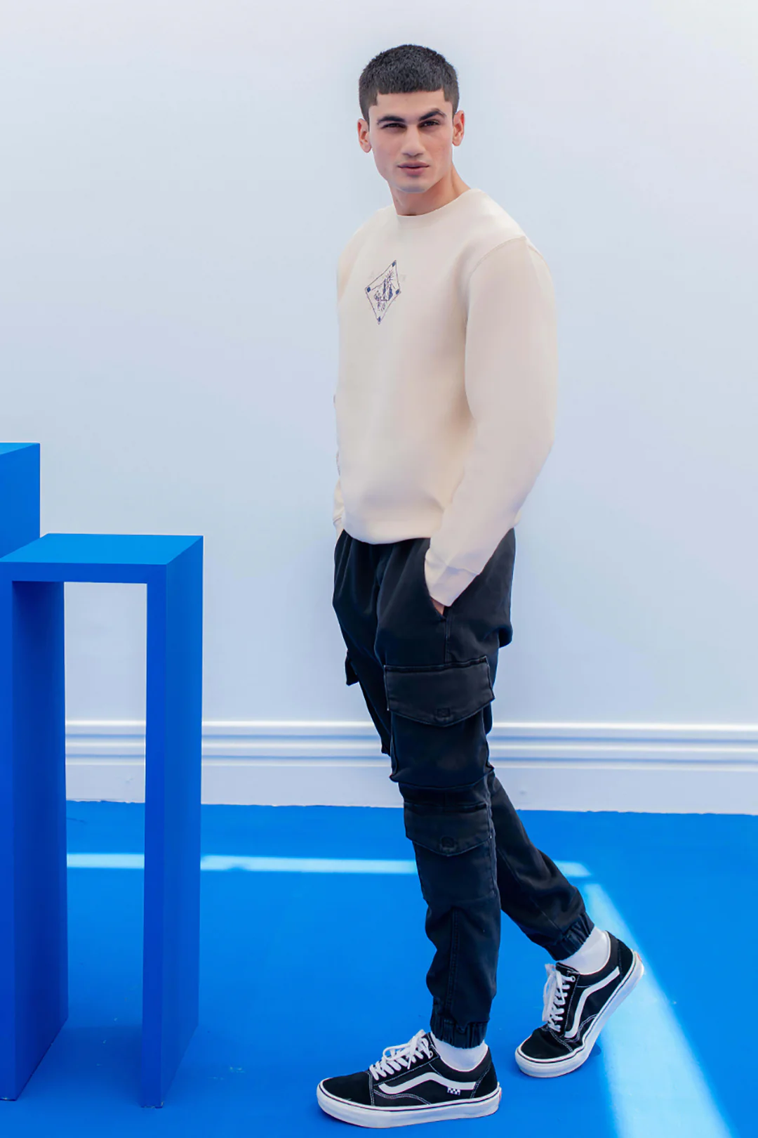 Graphic Sweat Shirt - 0004 - Image 3