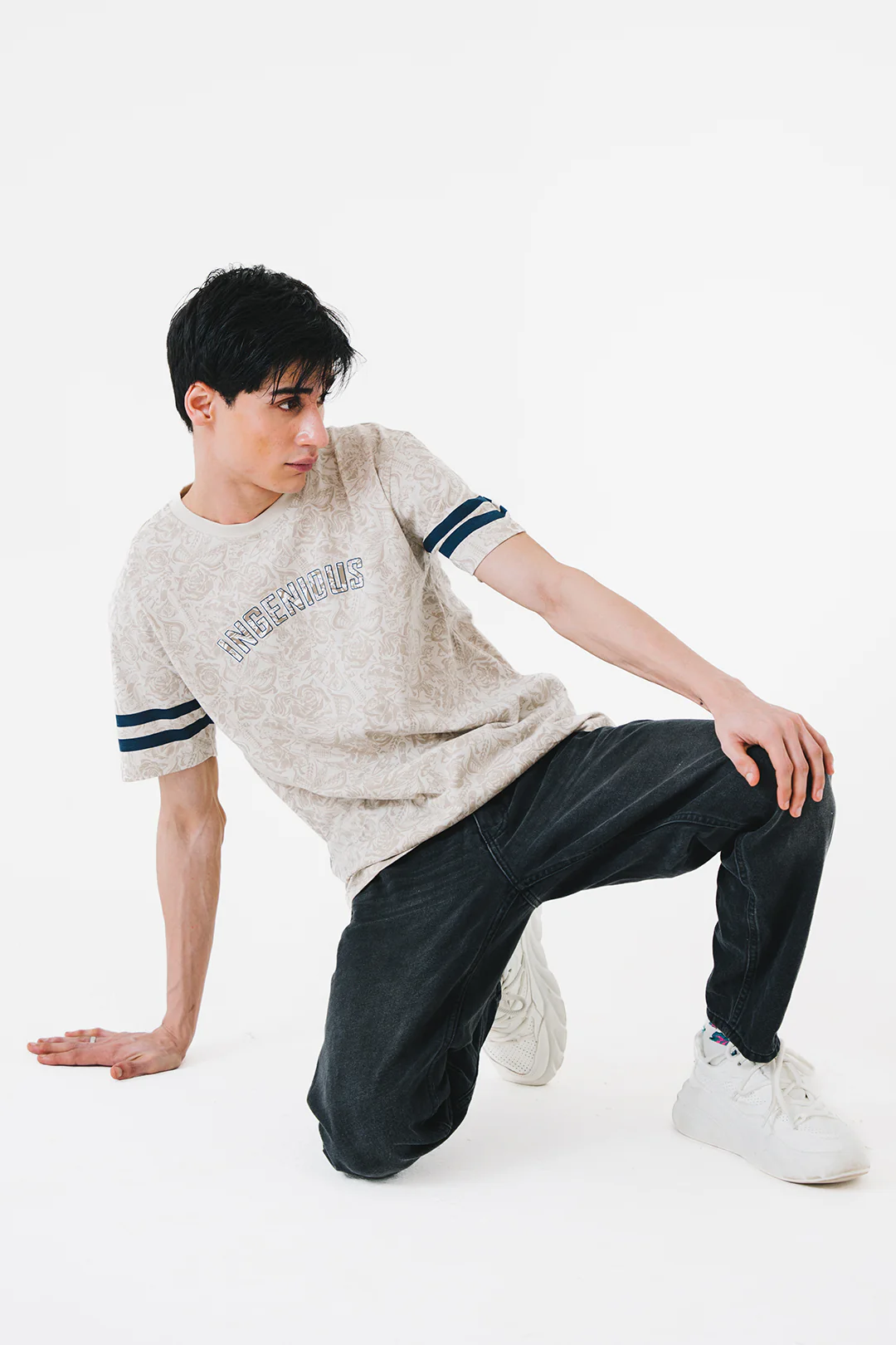 Graphic T-Shirt - R046 - Image 3