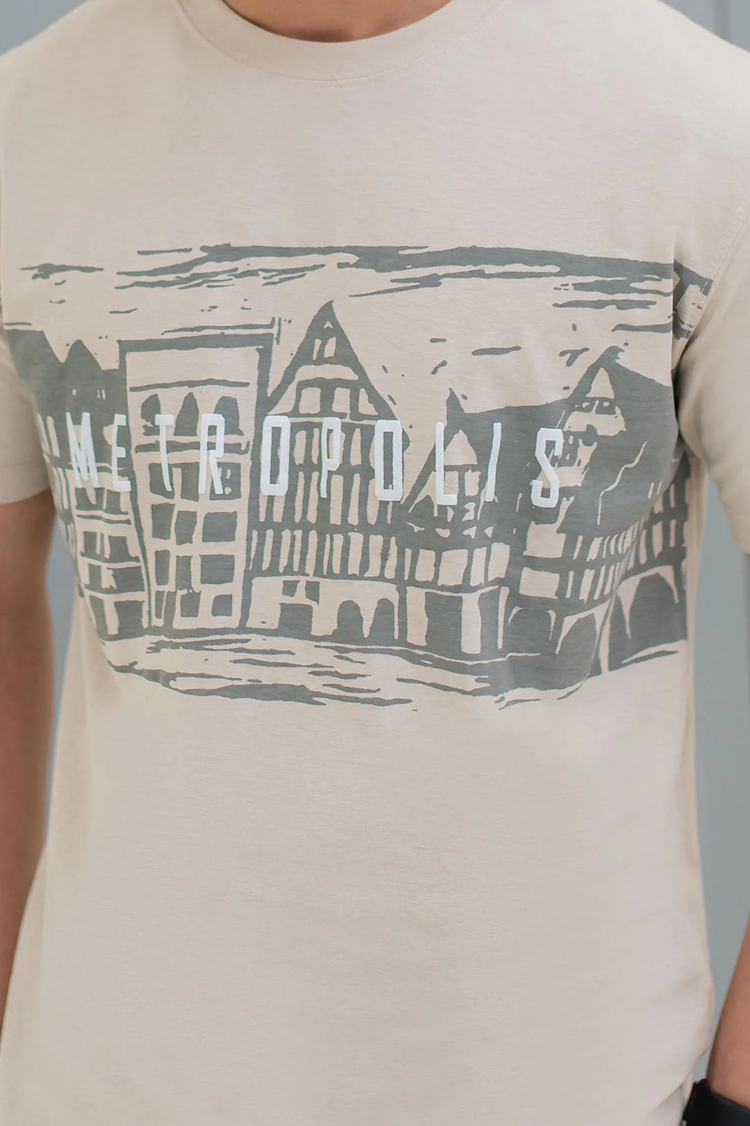 Graphic T-Shirt - R082 - Image 4
