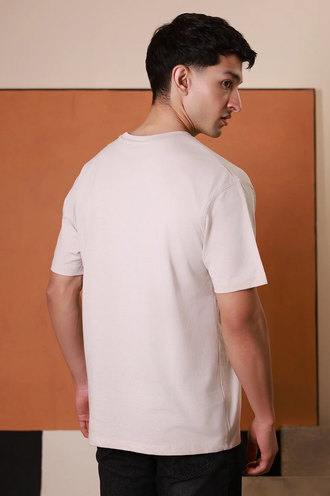 Graphic T-Shirt - R084 - Image 4