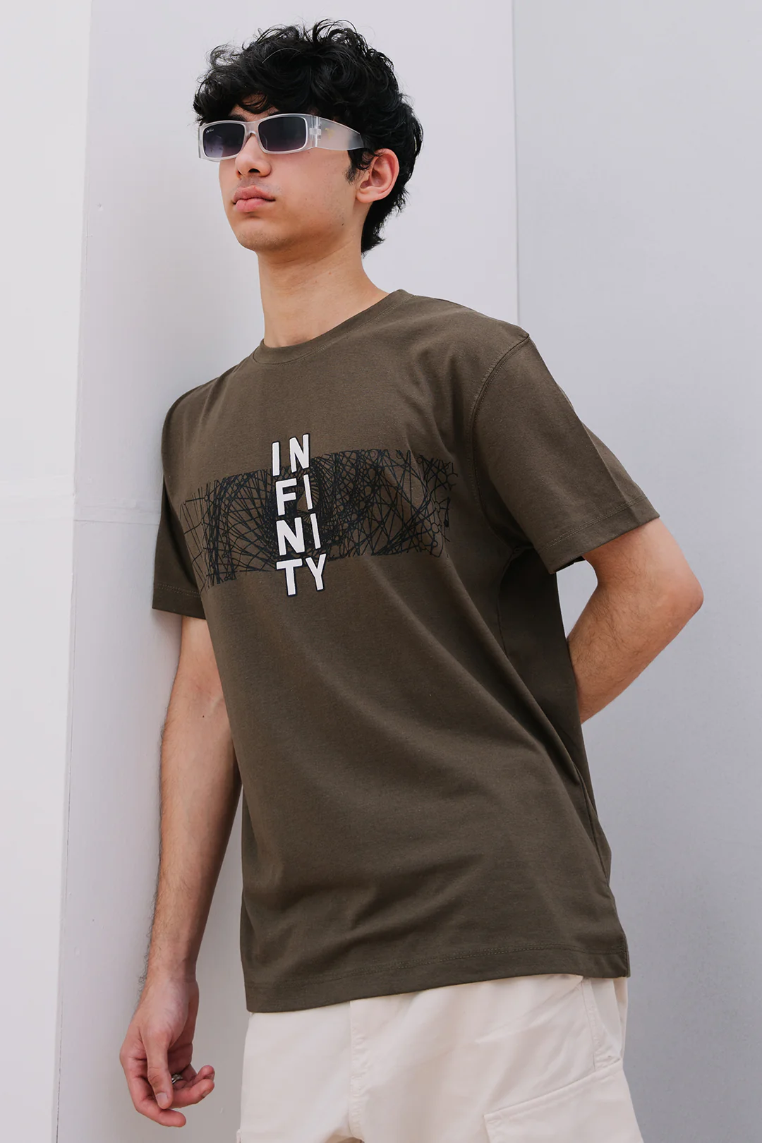 Graphic T-Shirt - R103 - Image 2