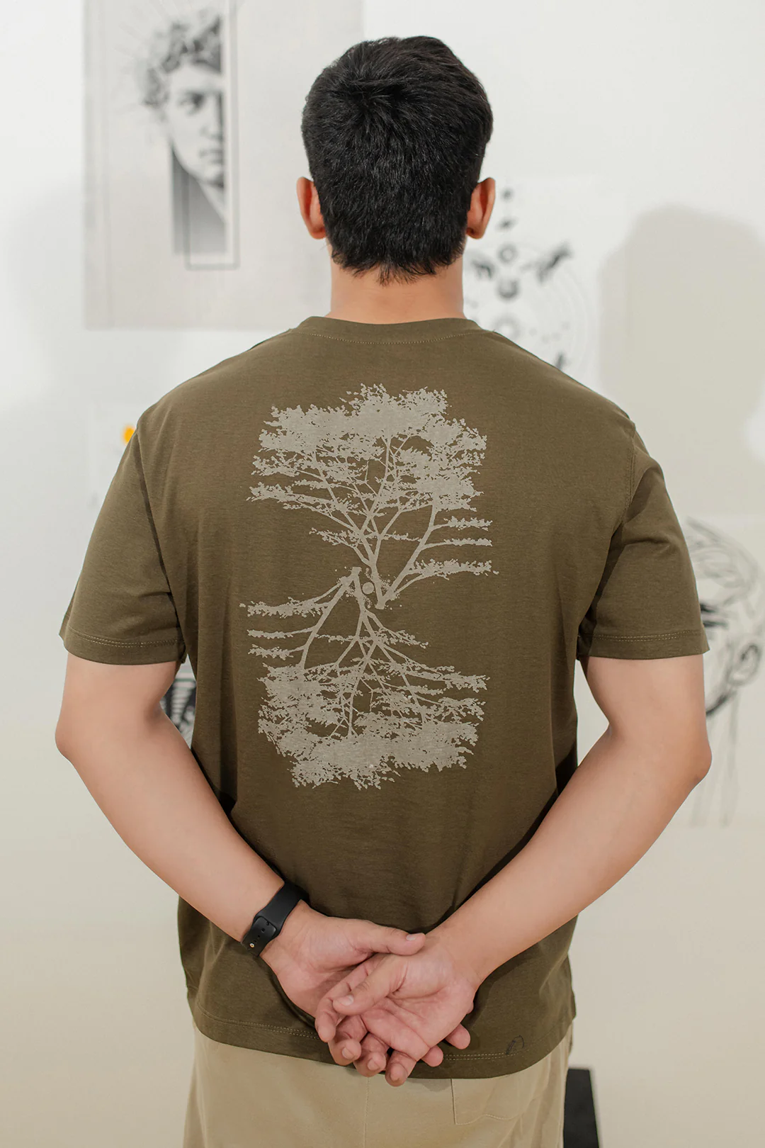 Graphic T-Shirt - R106 - Image 3