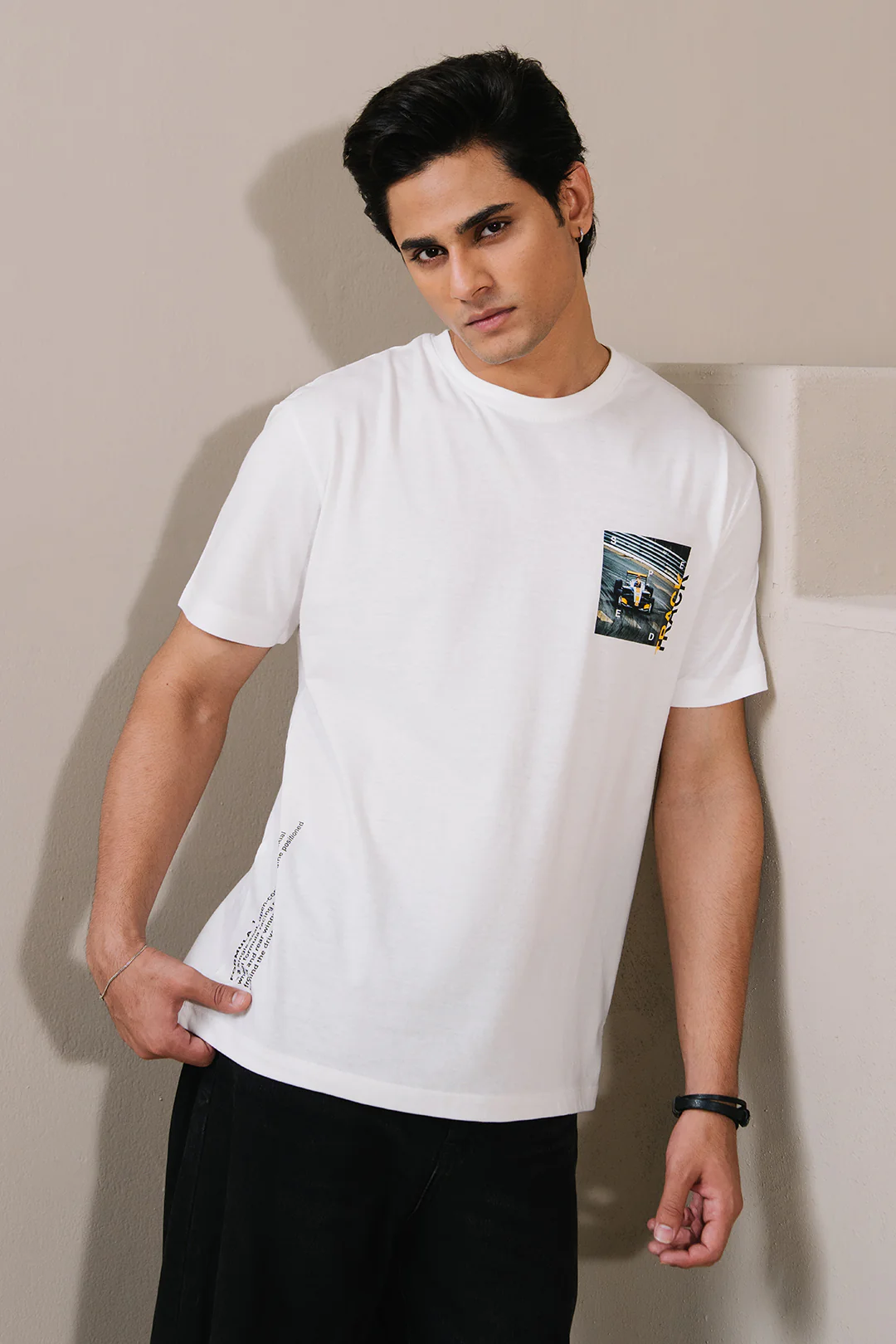 Graphic T-Shirt - R130 - Image 2