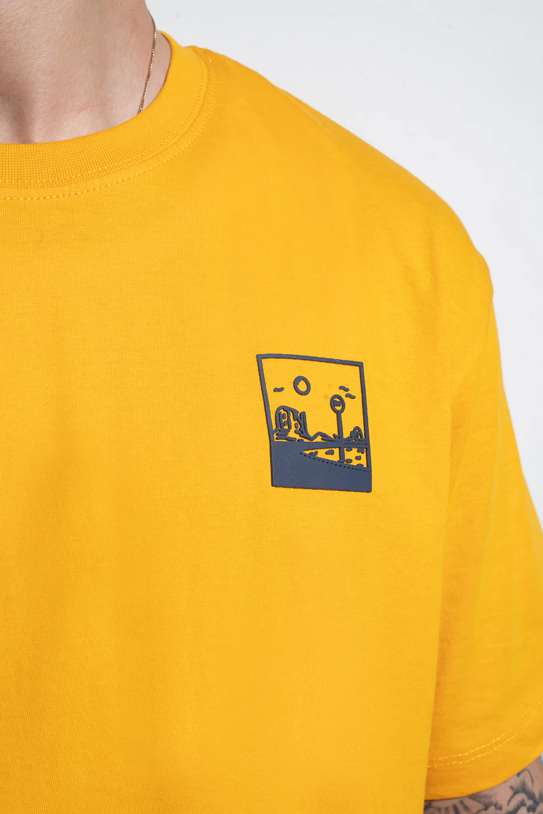 Graphic T-Shirt - R274 - Image 4